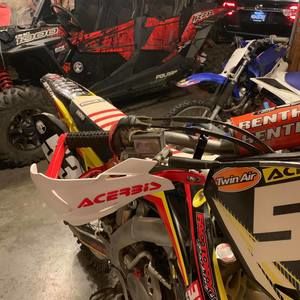 Meet your Posher, Grant